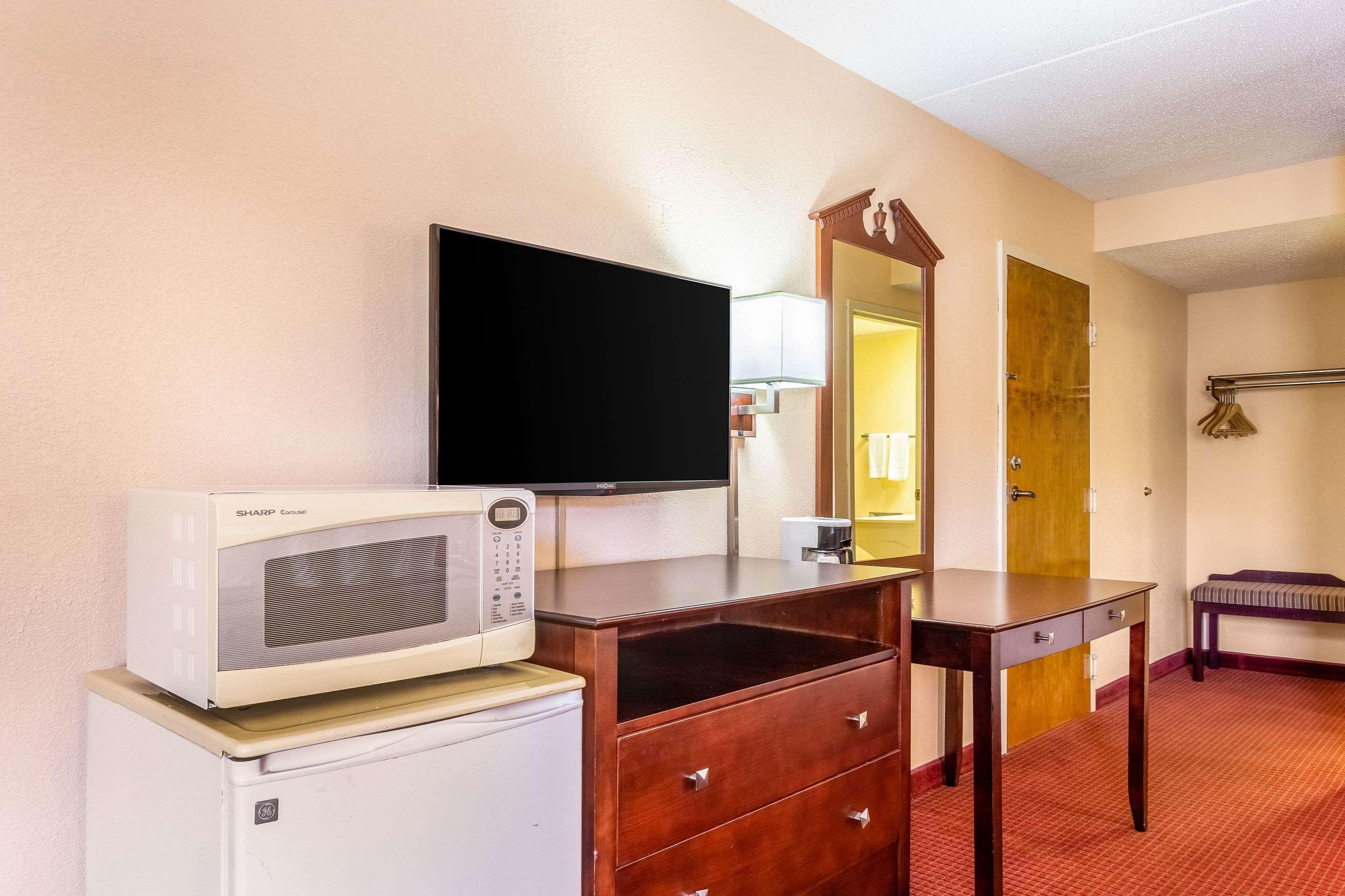 Econo Lodge Rocky Top Bagian luar foto